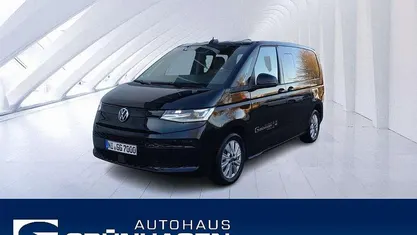 Deep black perleffekt (metallic) Gebraucht 2025 VW Multivan Van | 51.980 € (Guter Preis)