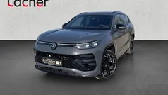 Grau Gebraucht 2025 VW Tayron R-line SUV | 61.890 €