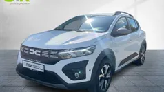 Arktisweiß (weiß) Gebraucht 2023 Dacia Sandero Expression Kleinwagen | 17.980 € (Guter Preis)