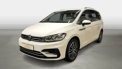 Gebraucht VW Touran Highline 150 PS (110 kW) 2022 Van / Kleinbus