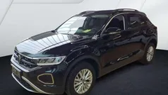 Schwarz Gebraucht 2024 VW T-Roc Life SUV | 24.899 € (Fairer Preis)