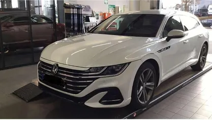 Gebraucht VW Arteon R-line 200 PS (147 kW) 2023 Weiss Kombi