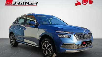 Titanblau metallic Gebraucht 2020 Skoda Kamiq Drive SUV | 22.430 € (Fairer Preis)