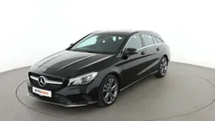 Schwarz Gebraucht 2018 Mercedes CLA220 Shooting Brake Urban Kombi | 20.490 € (Fairer Preis)