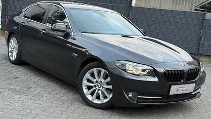 Gebraucht BMW 528 Sport Line 245 PS (180 kW) 2013 Limousine