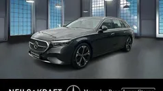 Grau Gebraucht 2024 Mercedes E300 Avantgarde Kombi | 48.450 € (Guter Preis)