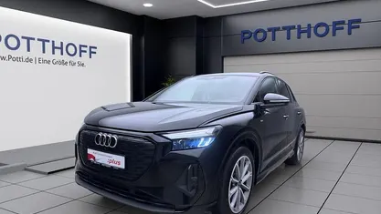 Gebraucht Audi Q4 e-tron S-Line 125 kW (170 PS) 2022 SUV