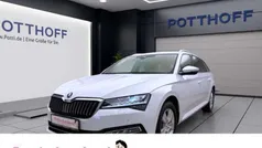 Gebraucht 2023 Skoda Superb Style Kombi | 30.977 € (Superpreis)