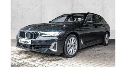 Gebraucht BMW 520 Luxury Line 190 PS (139 kW) 2023 Schwarz Kombi