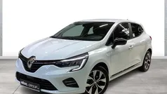 Weiß Gebraucht 2023 Renault Clio V Evolution Limousine | 15.440 € (Fairer Preis)