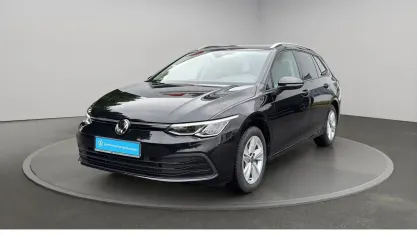 Gebraucht VW Golf VIII Life 150 PS (110 kW) 2023 Schwarz Kombi