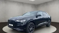 Mythosschwarz metallic Gebraucht 2021 Audi Q8 S-Line SUV | 52.800 € (Guter Preis)
