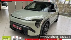 Aventurine green Gebraucht 2024 Kia EV3 4 SUV | 43.970 € (Fairer Preis)