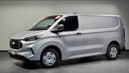 Silber, moondust silver metallic Gebraucht 2024 Ford Transit Custom Trend Limousine | 29.850 € (Fairer Preis)