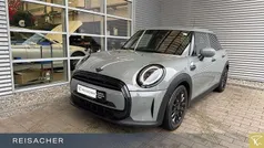 Grau Gebraucht 2022 Mini ONE Classic Kleinwagen | 18.990 € (Fairer Preis)