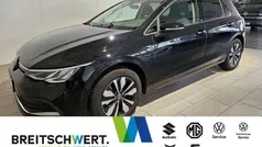 Gebraucht 2023 VW Golf VIII Move Limousine | 26.850 € (Fairer Preis)