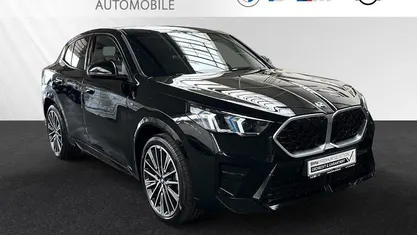 Saphirschwarz metallic Gebraucht 2024 BMW X2 M Sport SUV | 41.200 € (Fairer Preis)
