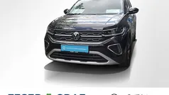 Deep black perleffekt Gebraucht 2024 VW T-Cross Style SUV | 23.840 € (Fairer Preis)