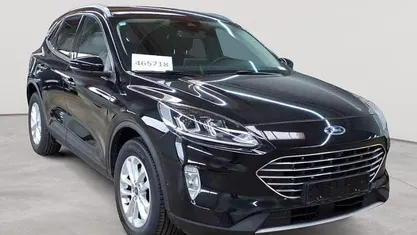 Gebraucht Ford Kuga Titanium 120 PS (88 kW) 2022 Agate black metallic SUV