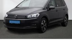 Uranograu Gebraucht 2022 VW Touran Highline Van / Kleinbus | 28.480 € (Fairer Preis)