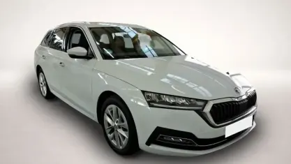 Gebraucht Skoda Octavia Style 150 PS (110 kW) 2022 Weiß Kombi
