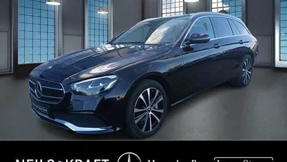 Gebraucht Mercedes E300 Avantgarde 306 PS (225 kW) 2022 Schwarz Kombi