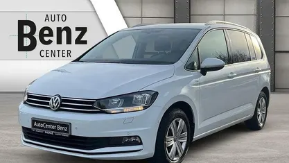 Weiß Gebraucht 2018 VW Touran Join Van / Kleinbus | 15.790 € (Fairer Preis)