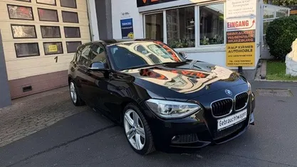 Black saprhire (schwarz) Gebraucht 2015 BMW 116 M Sport Kleinwagen | 11.880 € (Fairer Preis)