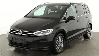 Gebraucht 2025 VW Touran Comfortline Van / Kleinbus | 38.445 € (Fairer Preis)