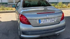 Beige Gebraucht 2009 Peugeot 207 CC Roland Garros Cabrio | 3.000 €