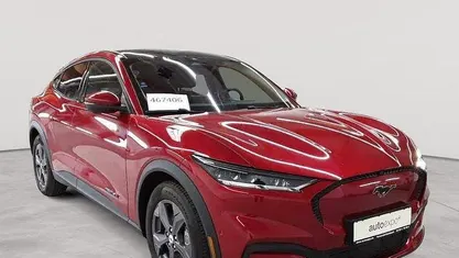 Usata Ford Mustang Mach-E 216 kW (294 CV) 2022 Rosso SUV