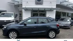 Grau Gebraucht 2022 Seat Arona Reference SUV | 16.500 € (Fairer Preis)