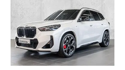 Gebraucht BMW X1 Luxury Line 300 PS (220 kW) 2025 Weiß SUV