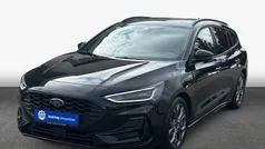 Schwarz Gebraucht 2024 Ford Focus ST-Line Kombi | 26.825 € (Guter Preis)
