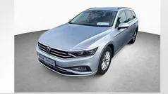 Silber Gebraucht 2022 VW Passat Business Kombi | 22.450 € (Fairer Preis)