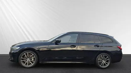 Gebraucht BMW 330e Advantage 292 PS (214 kW) 2020 Kombi