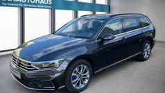 Grau Gebraucht 2022 VW Passat GTE Kombi | 25.560 € (Fairer Preis)