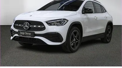 Unilack polarweiß Gebraucht 2022 Mercedes GLA250 AMG line SUV | 33.760 € (Fairer Preis)