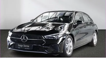 Gebraucht Mercedes CLA180 Shooting Brake 136 PS (100 kW) 2024 Unilack nachtschwarz Kombi