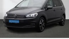 Uranograu Gebraucht 2022 VW Touran Highline Van / Kleinbus | 28.880 € (Fairer Preis)