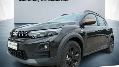 Neu Dacia Sandero Extreme 122 PS (89 kW) 2025 Perlmuttschwarz metallic (schwarz)
