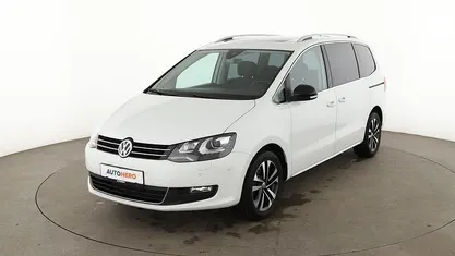 Weiß Gebraucht 2020 VW Sharan IQ Drive Van / Kleinbus | 30.410 € (Fairer Preis)