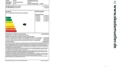 Silber (brilliantsilber metallic) Neu 2025 Skoda Kamiq Tour SUV | 31.519 €