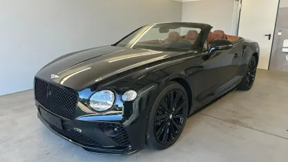 Usata Bentley Continental 659 CV (484 kW) 2024 Verde Coupé