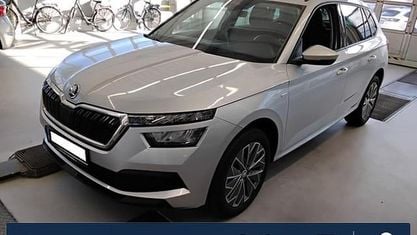 Gebraucht Skoda Kamiq Tour 150 PS (110 kW) 2022 Brillantsilber metallic SUV