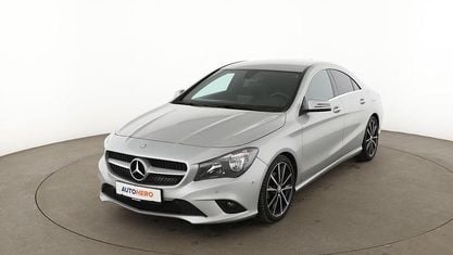 Occasion Mercedes CLA180 Urban 122 ch (89 kW) 2016 Argent Berline