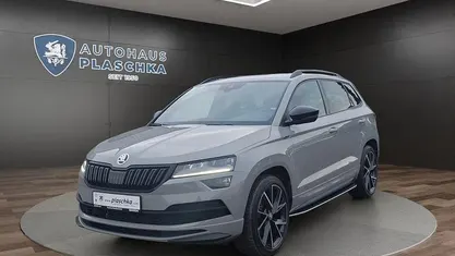 Steelgrau Gebraucht 2020 Skoda Karoq SportLine SUV | 27.450 € (Fairer Preis)