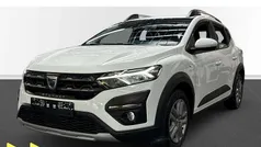 Weiß Gebraucht 2022 Dacia Sandero Comfort Kleinwagen | 15.880 € (Fairer Preis)