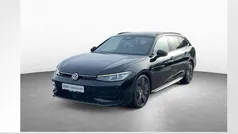 Grenadillschwarz metallic Gebraucht 2024 VW Passat R-line Kombi | 38.770 € (Fairer Preis)