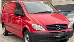Rot Gebraucht 2009 Mercedes Vito Van / Kleinbus | 4.750 € (Superpreis)